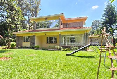4 Bed House with En Suite in Runda