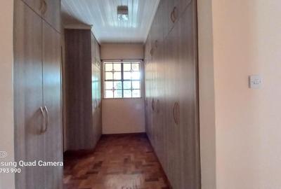 4 Bed Townhouse with En Suite in Lavington