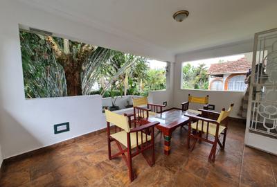2 Bed House with En Suite at New Kitisuru