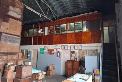 5,000 ft² Warehouse with Service Charge Included at Workshop Road