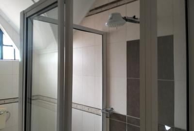 4 Bed Townhouse with En Suite in Kitisuru