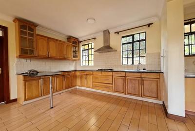 3 Bed House in Lavington