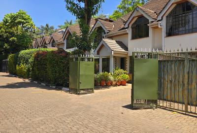 5 Bed Townhouse with En Suite in Lavington