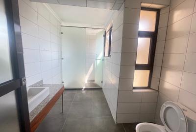 4 Bed Apartment in Riverside