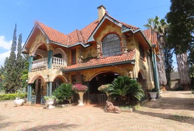 5 Bed House with En Suite at Karen - 2