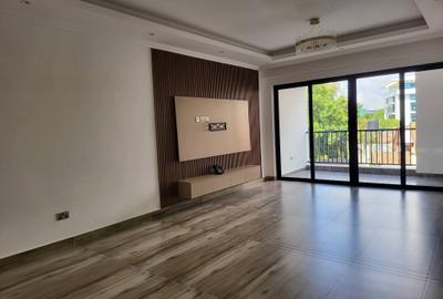 2 Bed Apartment with En Suite in Brookside