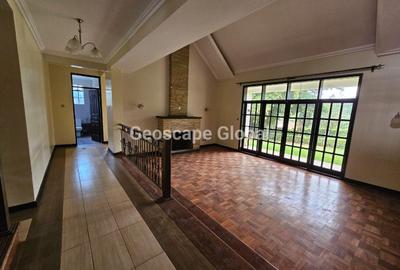 5 Bed House with En Suite in Rosslyn
