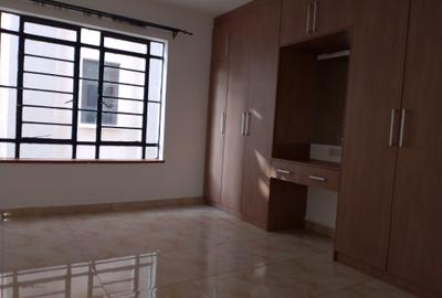 3 Bed Apartment with En Suite at Parklands