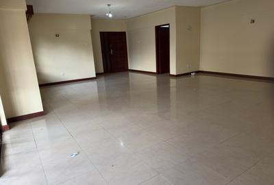 3 Bed Apartment with En Suite at Lantana Road