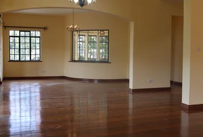 5 Bed Villa with En Suite in Lower Kabete