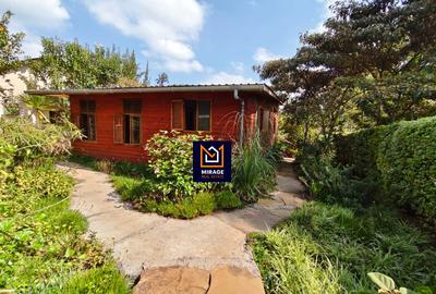 2 Bed House with Garden in Karen