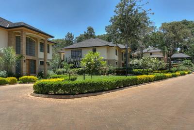 5 Bed Villa with En Suite at Miotoni - 3
