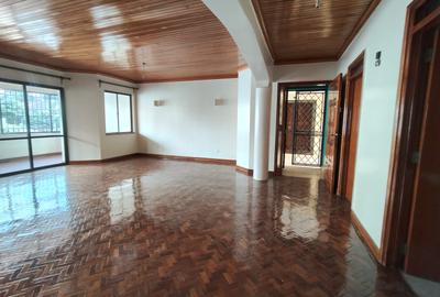 3 Bed Apartment with En Suite in Brookside - 2