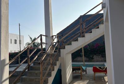 3 Bed House with En Suite at Dongokundu - 4