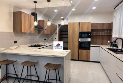4 Bed Apartment with En Suite in Spring Valley - 4