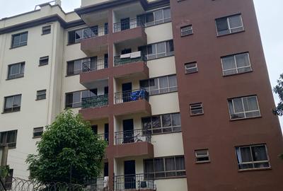 2 Bed Apartment with En Suite at Naivasa Road