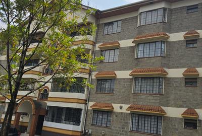 4 Bed Apartment with En Suite at Rhapta Road