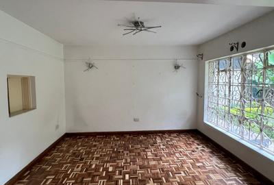 4 Bed Townhouse with En Suite in Kilimani - 4