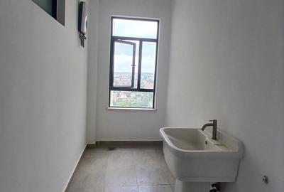 4 Bed Apartment with En Suite at Valley Arcade - 3