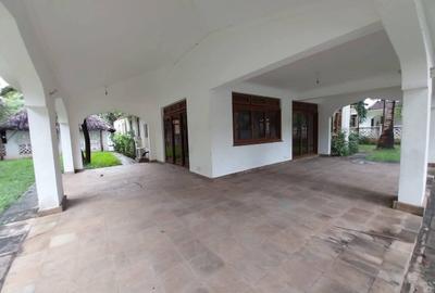 4 Bed Villa with En Suite at Nyali Mombasa - 3