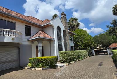 4 Bed Townhouse with En Suite at Lavington Green - 3