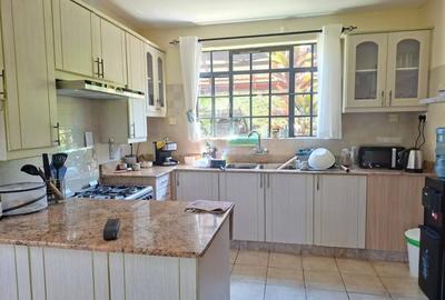 4 Bed Townhouse with En Suite in Runda - 3