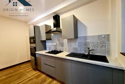 2 Bed Apartment with En Suite at Peponi Road
