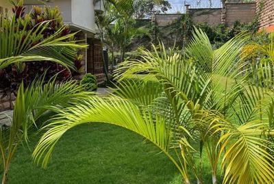 4 Bed Townhouse with En Suite in Rosslyn