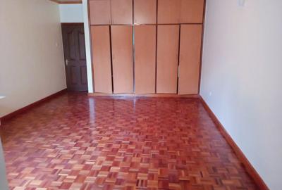 5 Bed Townhouse with En Suite at Mbaazi Avenue