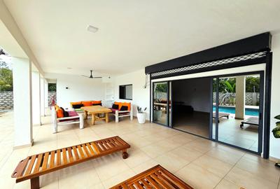 5 Bed Villa with En Suite in Diani