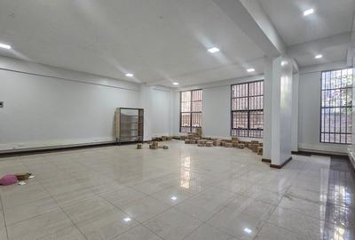 1,350 ft² Commercial Property with Service Charge Included at Kindaruma Road