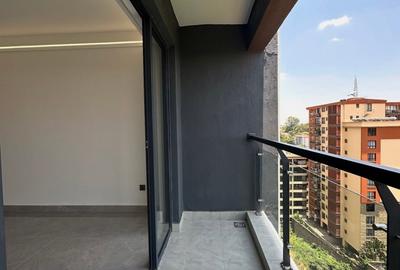 1 Bed Apartment with En Suite in Lavington