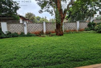 5 Bed Townhouse with En Suite at Lavington