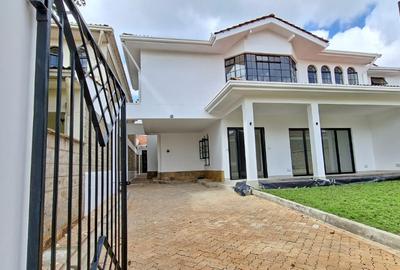 4 Bed Townhouse with En Suite in Westlands Area - 2