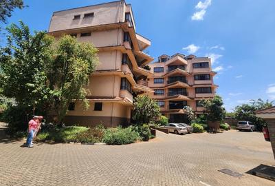 3 Bed Apartment with En Suite at Lantana Road - 2