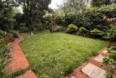 2 Bed House with En Suite at Brookside Drive - 2