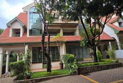 4 Bed Townhouse with En Suite at Lavington Green - 3