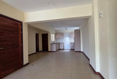 4 Bed Apartment with En Suite in Parklands - 3