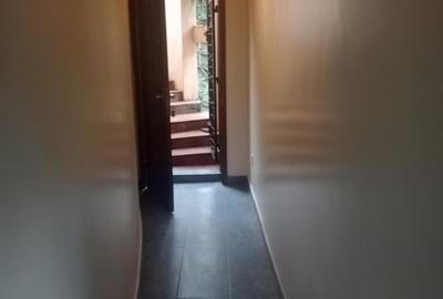 2 Bed House with Garden at Nyari