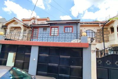 4 Bed Townhouse in South C - 2