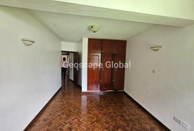 5 Bed House with En Suite in Gigiri - 2