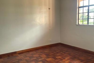 4 Bed Townhouse with En Suite at Runda - 3