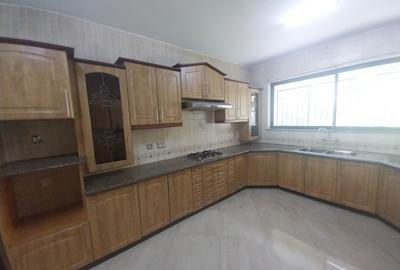 4 Bed Townhouse with Swimming Pool in Westlands Area