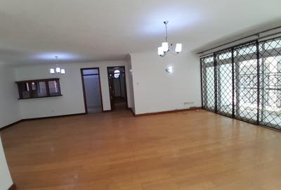 3 Bed Apartment with En Suite in Kilimani - 2