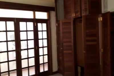 3 Bed House with En Suite in Nyali Area