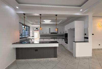 4 Bed House with En Suite in Ruiru - 3