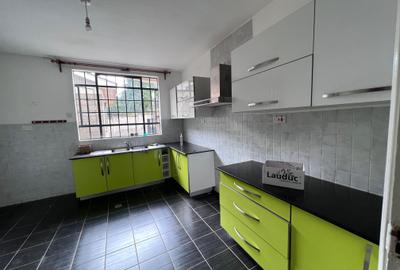 5 Bed House with En Suite in Kitisuru - 3