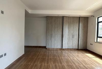 2 Bed Apartment with En Suite in Kileleshwa