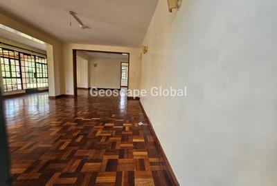 4 Bed Villa with En Suite in Runda