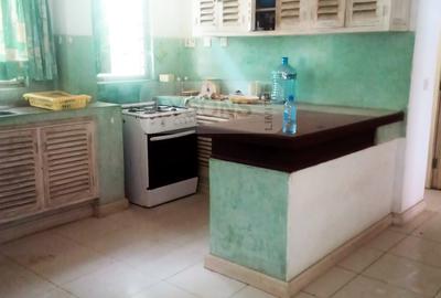 2 Bed Apartment with En Suite in Malindi